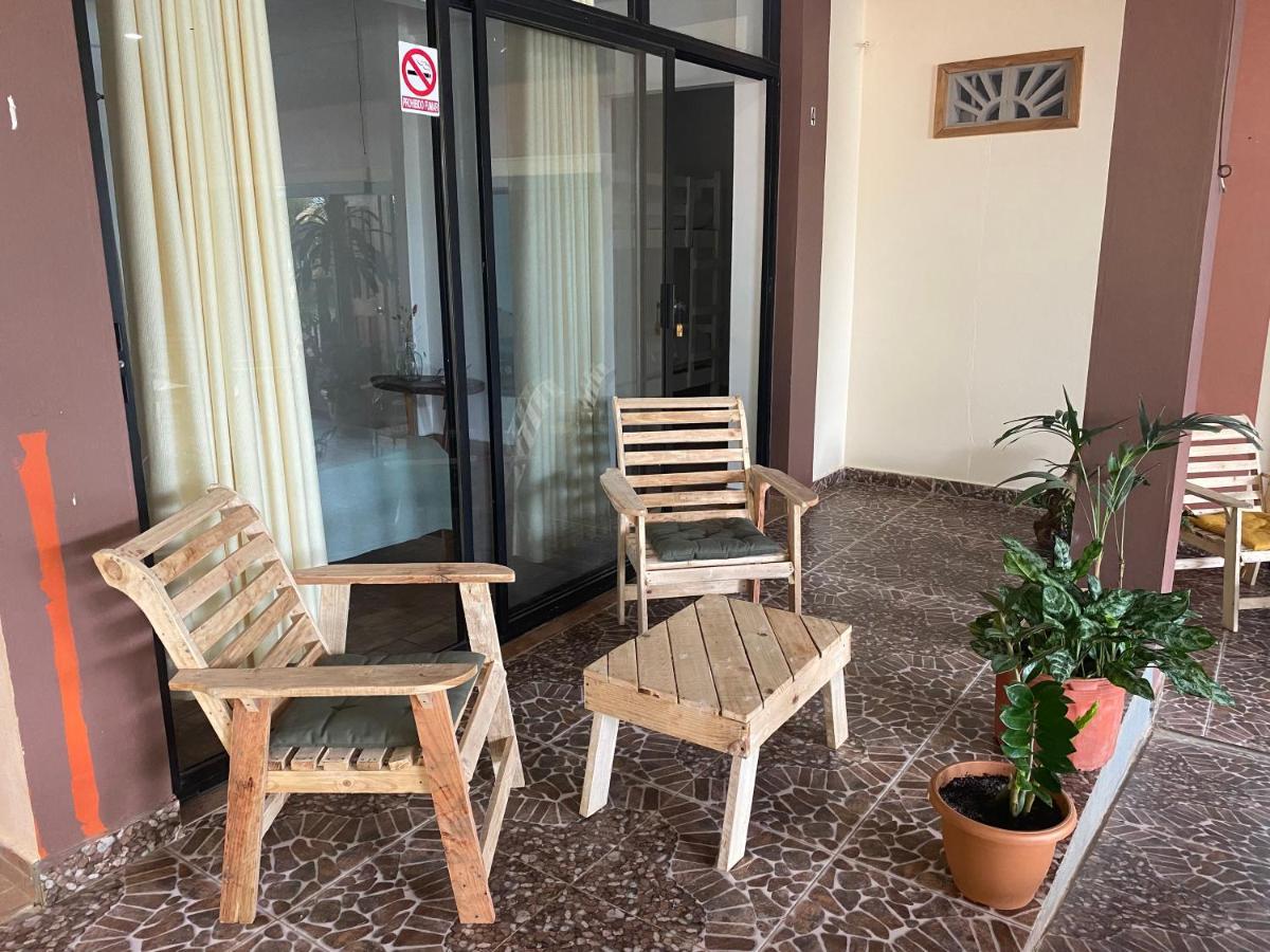 Ocekepala Hotel Palmilla Екстериор снимка